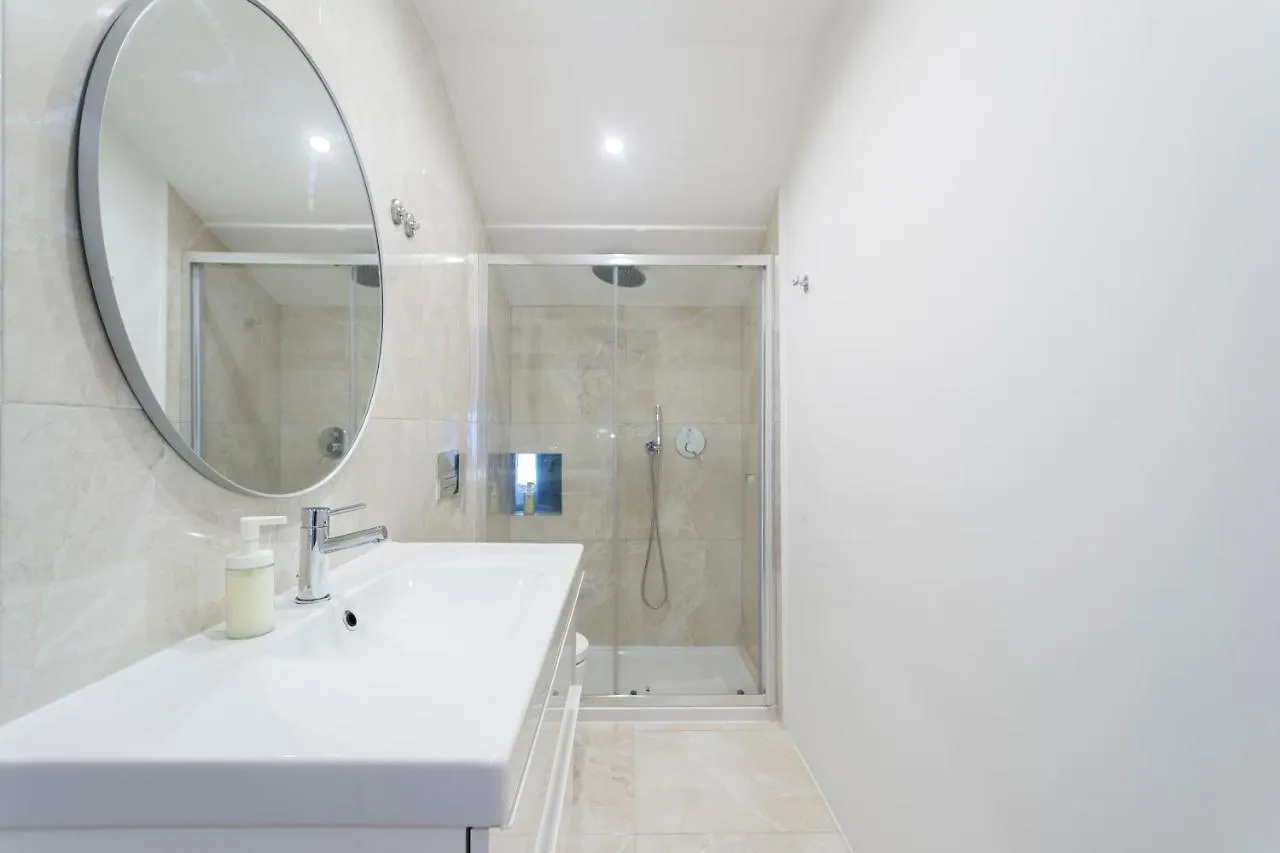Lisbon Design Prata Apartment