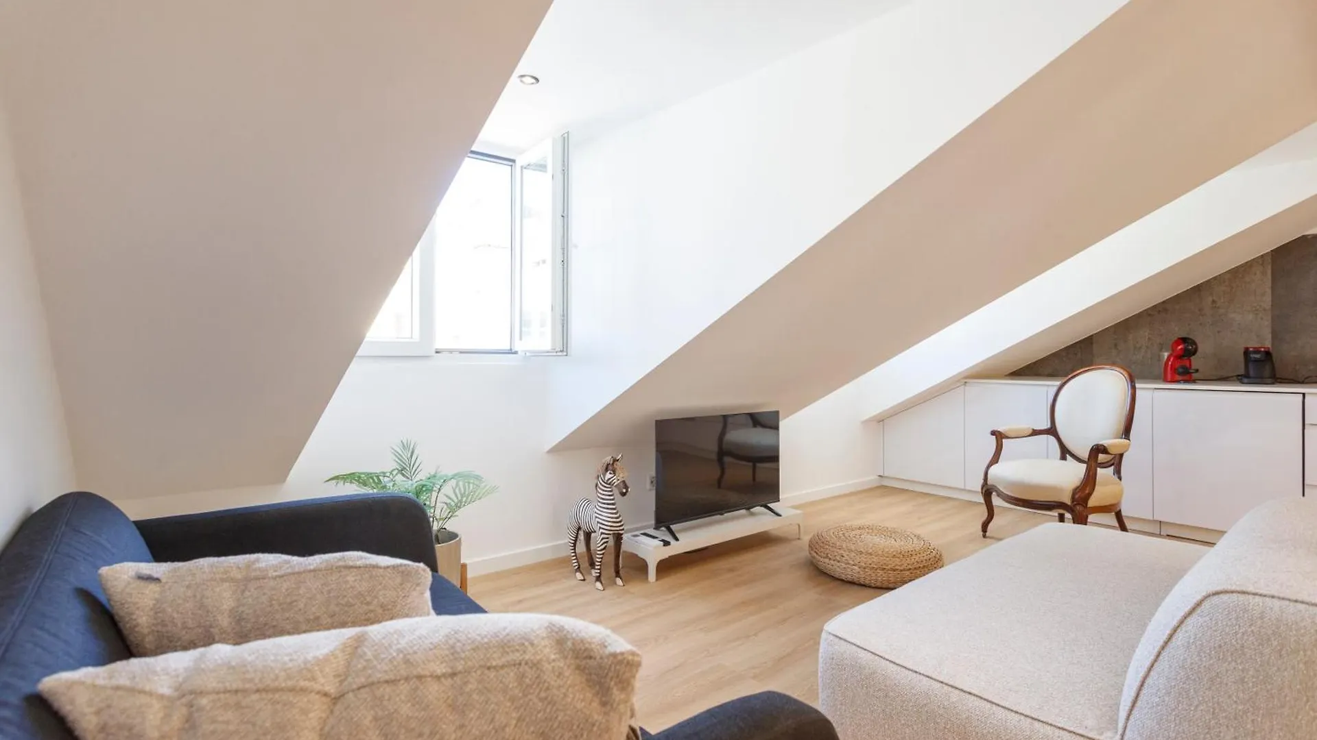 Lisbon Design Prata Apartment 0*,  Portugal
